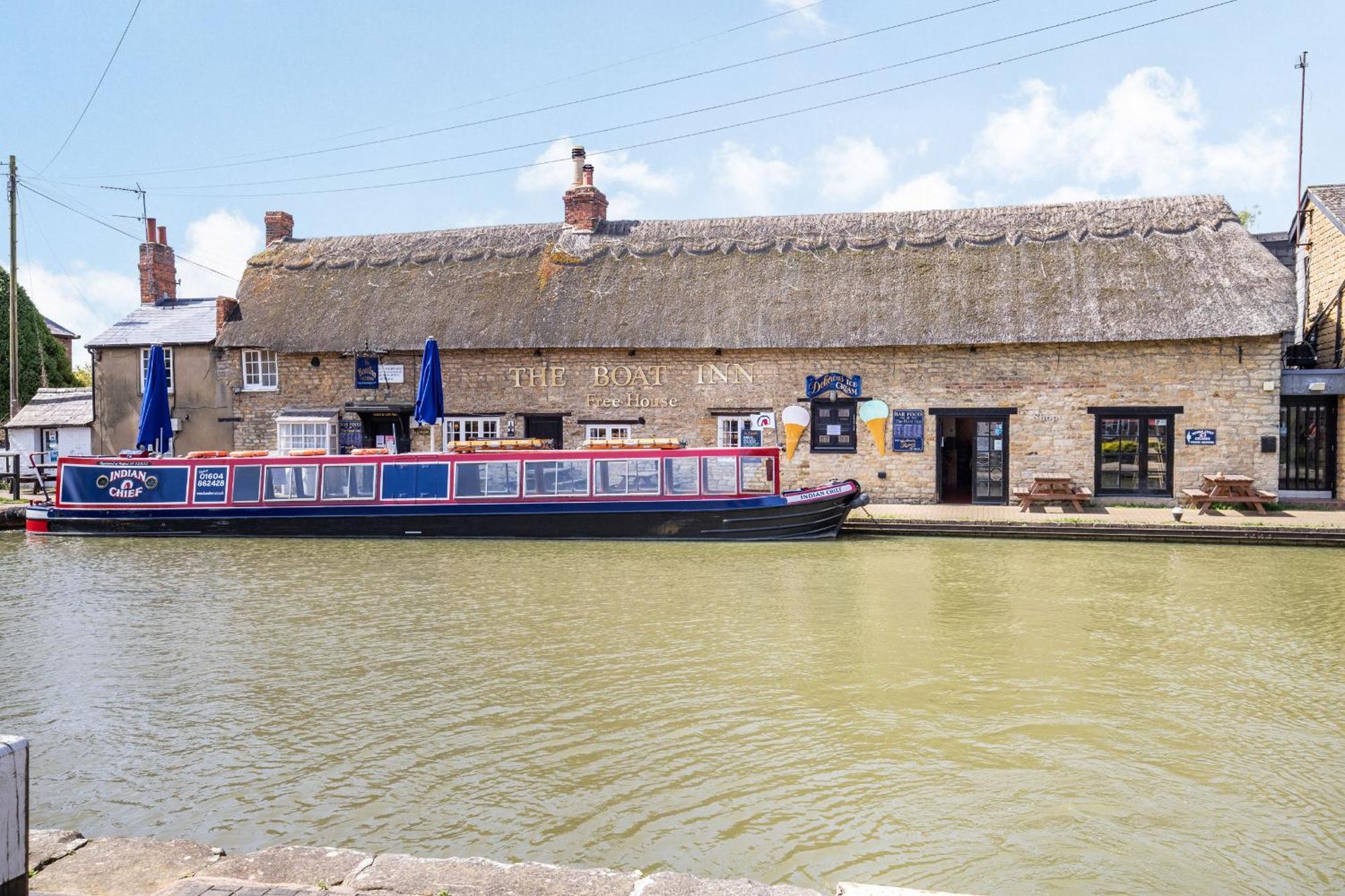4 Canalside Cottages Towcester Ngoại thất bức ảnh